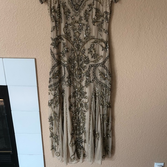 PISARRO NIGHTS BEADED EVENING GOWN !! - Picture 2 of 5